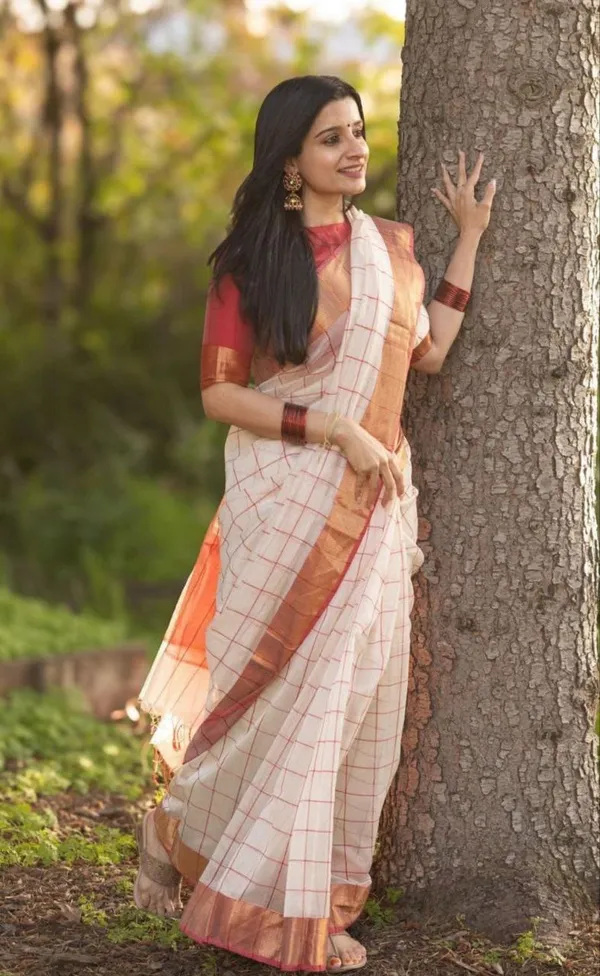 Classic_Checks_Linen_Saree