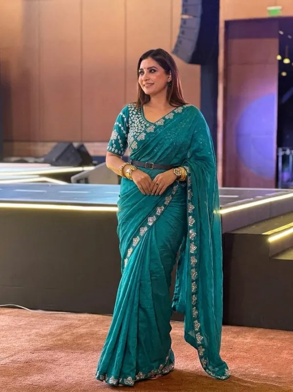 Royal_Elegance_Embroidered_Saree_Collection