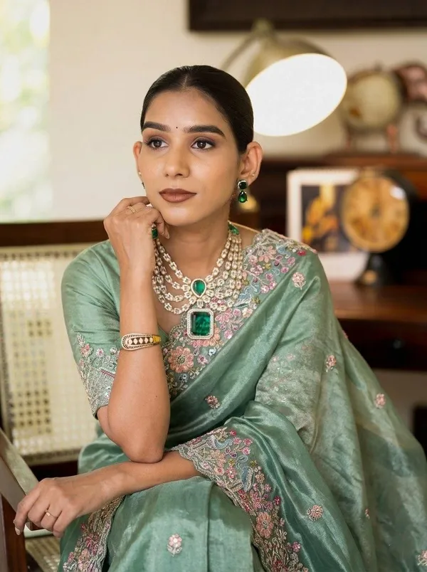 Regal_Pastel_Embroidered_Saree_Collection