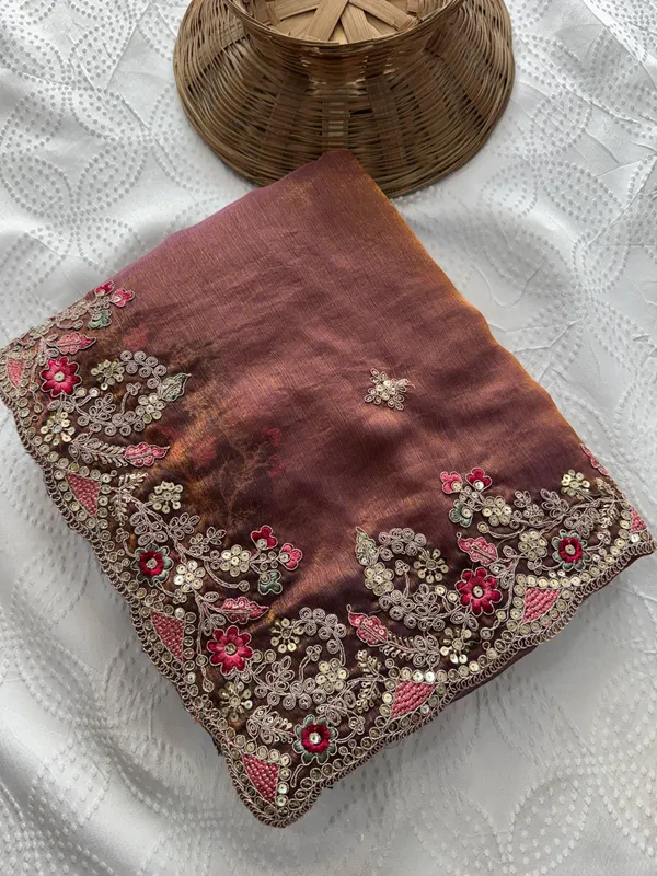 Royal_Shimmer_Embroidered_Saree_Collection