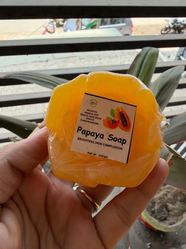 Papaya_Kojic_Acid_Brightening_Cleansing_Soap