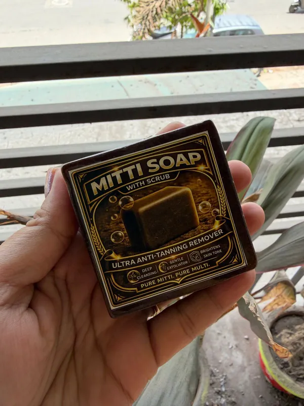 Mitti_Clay_Kojic_Acid_Anti_Tan_Exfoliating_Scrub_Soap
