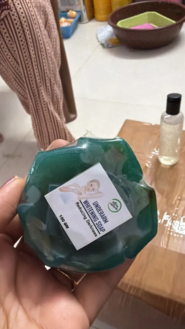 Kojic_Acid_Pea_Extract_Underarm_Whitening_Soap