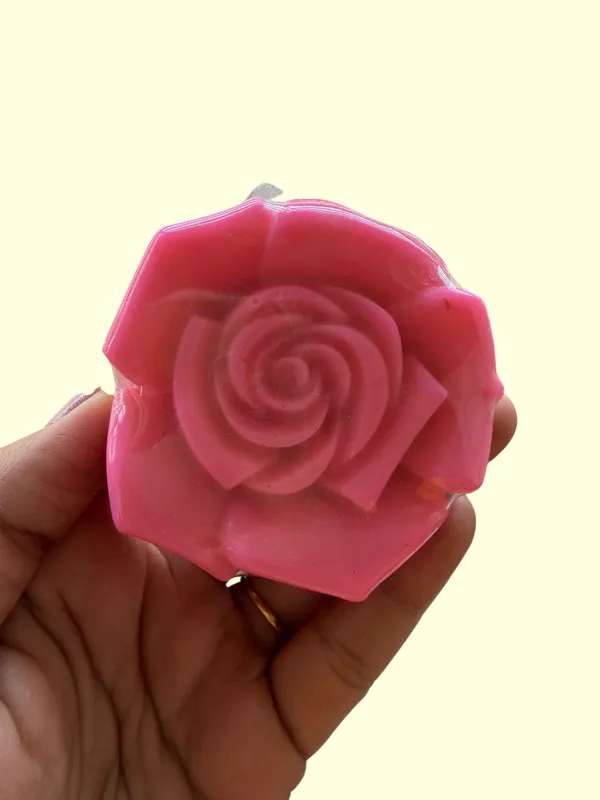 Rose-Shaped_Decorative_Fragrance_Soap_Bar