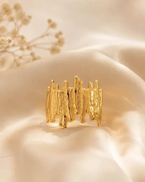 Textured_Gold-Plated_Statement_Ring_for_Women
