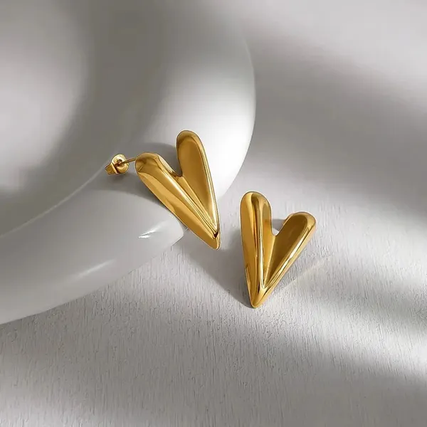 Gold-Toned_Heart-Shaped_Stud_Earrings