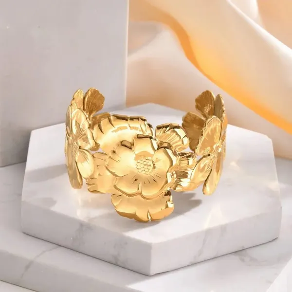Golden_Floral_Statement_Cuff_Bracelet_for_Women