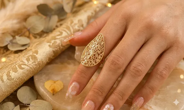 Gold-Plated_Filigree_Leaf_Statement_Ring