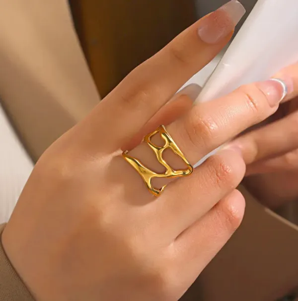 Gold-Toned_Abstract_Wave_Design_Statement_Ring