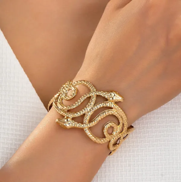 Gold-Toned_Textured_Snake_Cuff_Bracelet_with_Crystal_Accents