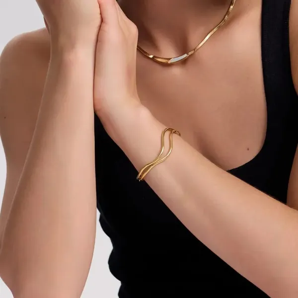 Gold-Toned_Wave_Design_Cuff_Bracelet_for_Women