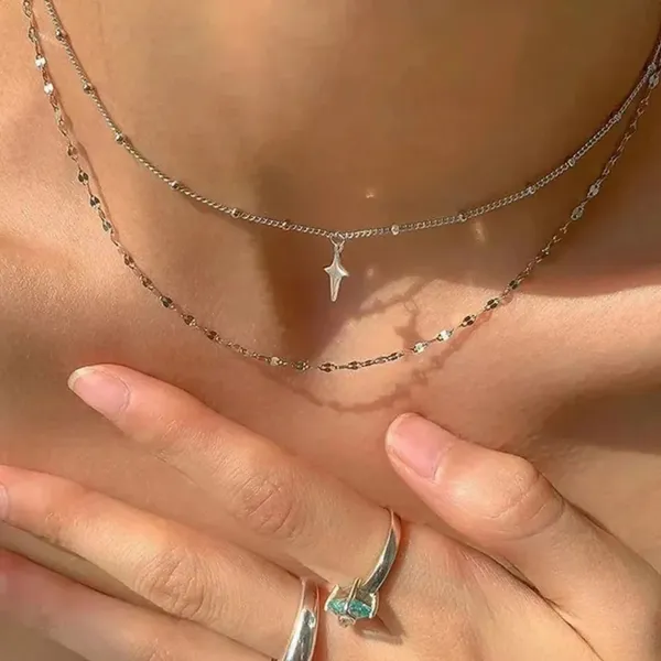 Delicate_Layered_Star_Pendant_Necklace_Set_-_Silver_&_Gold_Tone