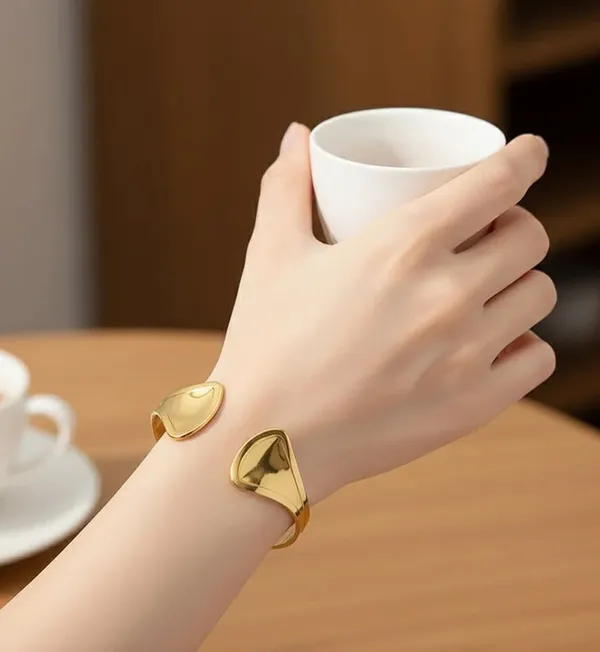 Gold-Toned_Geometric_Open_Cuff_Bracelet