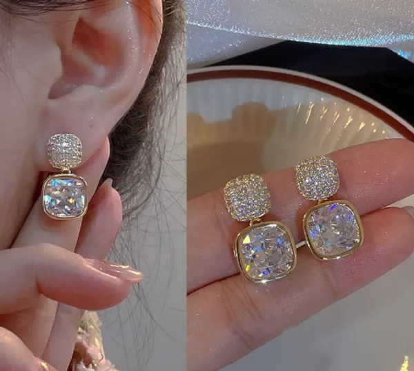 Sparkling_Crystal_Drop_Earrings_with_Dual_Stone_Design
