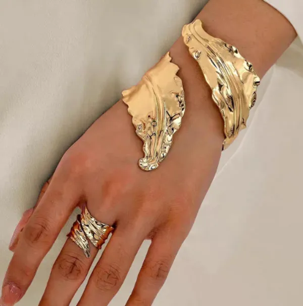 Gold-Tone_Feather_Cuff_Bracelet_Set