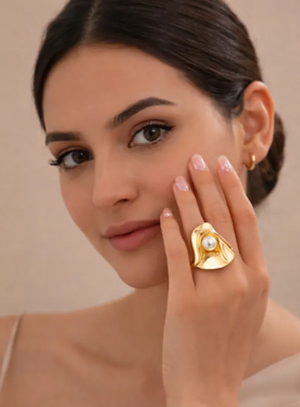 Gold-Toned_Pearl_Statement_Ring