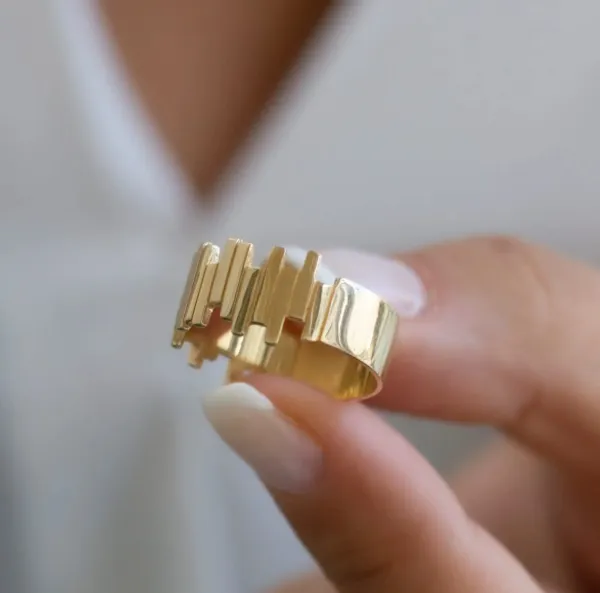 Gold-Plated_Textured_Bar_Ring