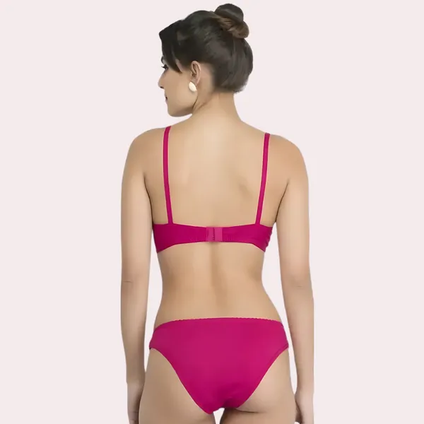 Magenta_Soft_Coordinated_Bra_Set_For_Women