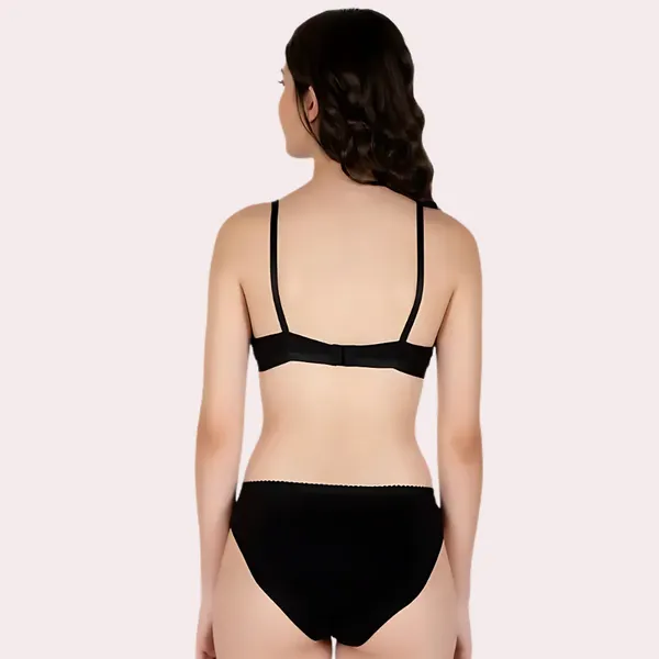 Black_Bra_And_Panty_Combo_Set_For_Women