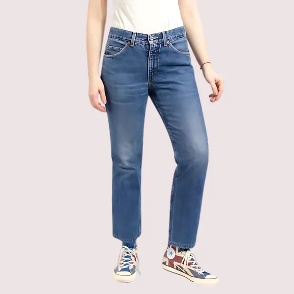 Blue_Denim_Straight_Leg_Jeans_For_Women
