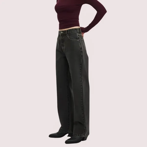 Black_Denim_Loose_Straight_Jeans_For_Women