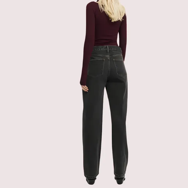 Black_Denim_Loose_Straight_Jeans_For_Women