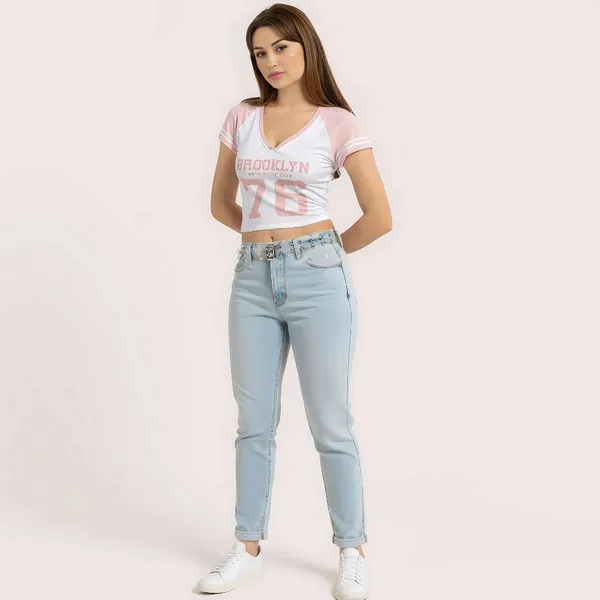 Pink_Stretch_Raglan_V-Neck_Varsity_Graphic_Crop_Top_For_Women