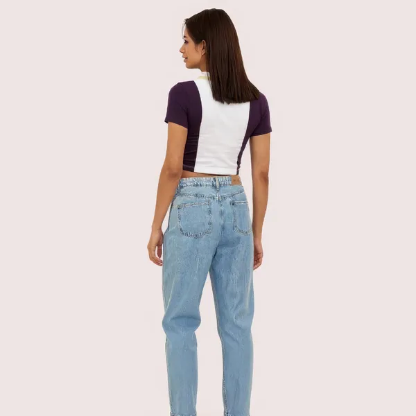 Blue_White_Stretch_Colorblock_Zip-Front_Graphic_Crop_Top_For_Women