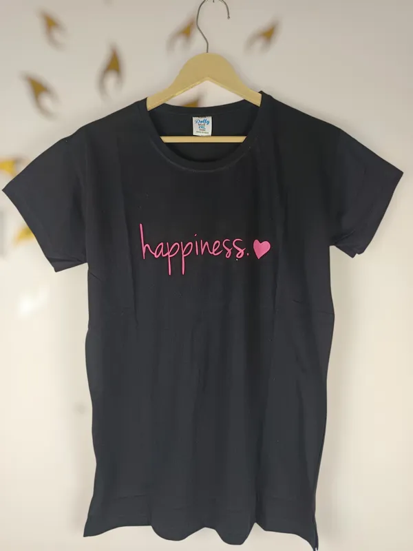 Black_Cotton_Knit_Short_Sleeve_Top_And_Capri_Pajama_Night_Suit_For_Women