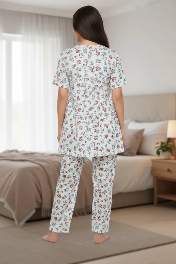 White_Cotton_Short_Sleeve_Top_And_Full_Pajama_Night_Suit_For_Women