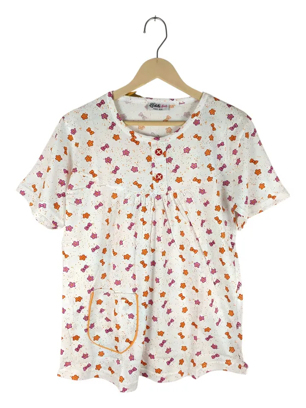 White_Cotton_Short_Sleeve_Top_And_Full_Pajama_Night_Suit_For_Women