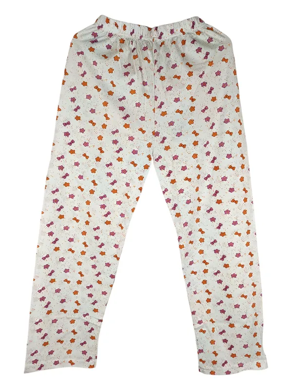 White_Cotton_Short_Sleeve_Top_And_Full_Pajama_Night_Suit_For_Women