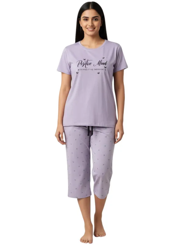 Light_Purple_Cotton_Knit_Short_Sleeve_Top_And_Capri_Pajama_Night_Suit_For_Women