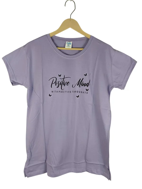Light_Purple_Cotton_Knit_Short_Sleeve_Top_And_Capri_Pajama_Night_Suit_For_Women