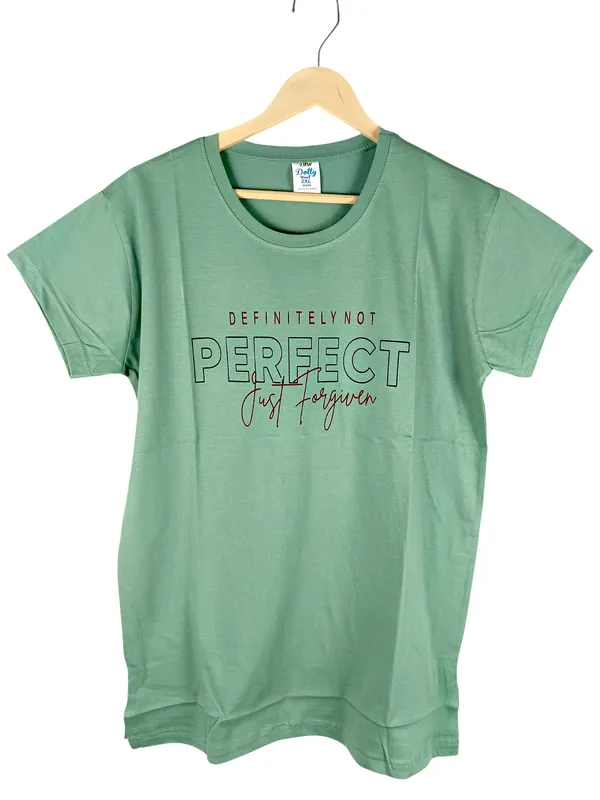 Green_Cotton_Knit_Short_Sleeve_Top_And_Capri_Pajama_Night_Suit_For_Women