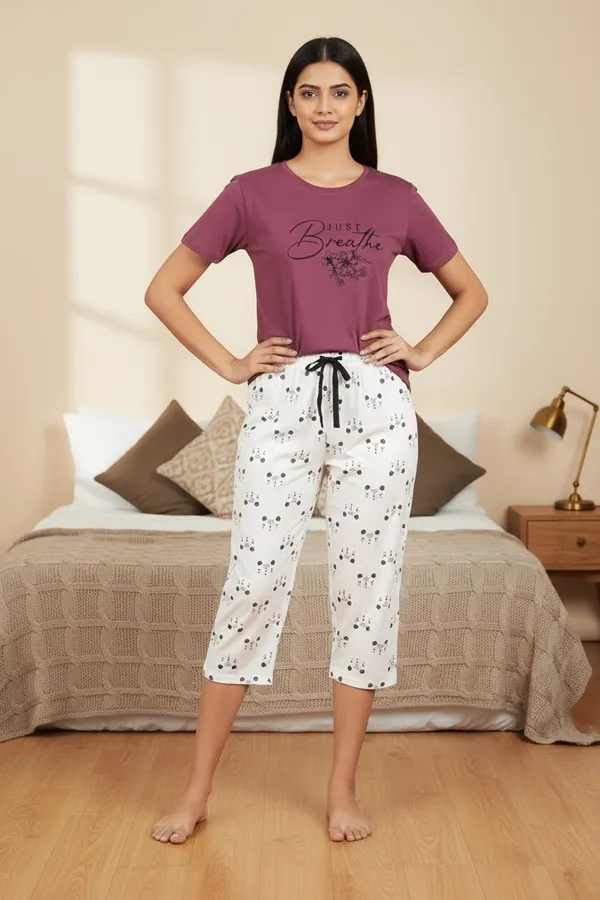 Purple_Cotton_Knit_Short_Sleeve_Top_And_Capri_Pajama_Night_Suit_For_Women