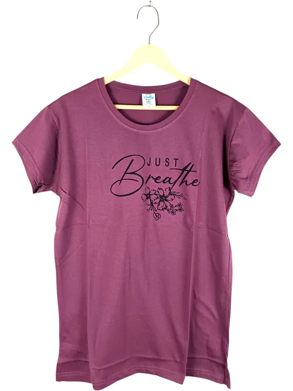 Purple_Cotton_Knit_Short_Sleeve_Top_And_Capri_Pajama_Night_Suit_For_Women