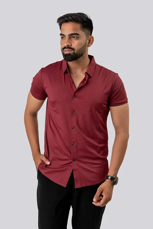 Maroon_Textured_Slim_Fit_Short_Sleeve_Formal_Shirt_For_Men