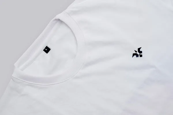 White_Graphic_Print_Regular_Fit_T-Shirt_For_Men
