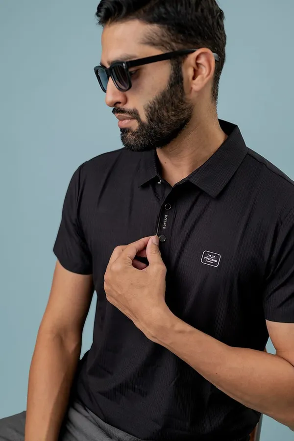 Black_Regular_Fit_Polo_T-Shirt_For_Men