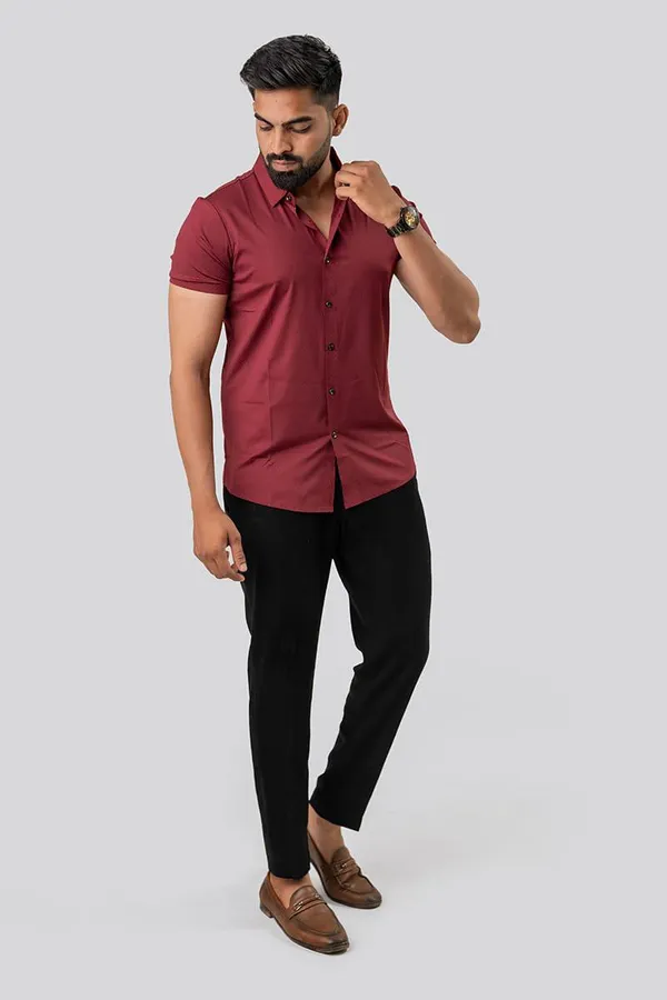 Maroon_Textured_Slim_Fit_Short_Sleeve_Formal_Shirt_For_Men