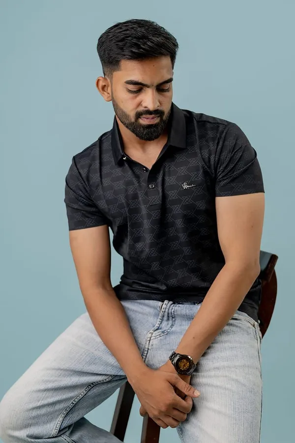 Black_Geometric_Print_Regular_Fit_Polo_T-Shirt_For_Men