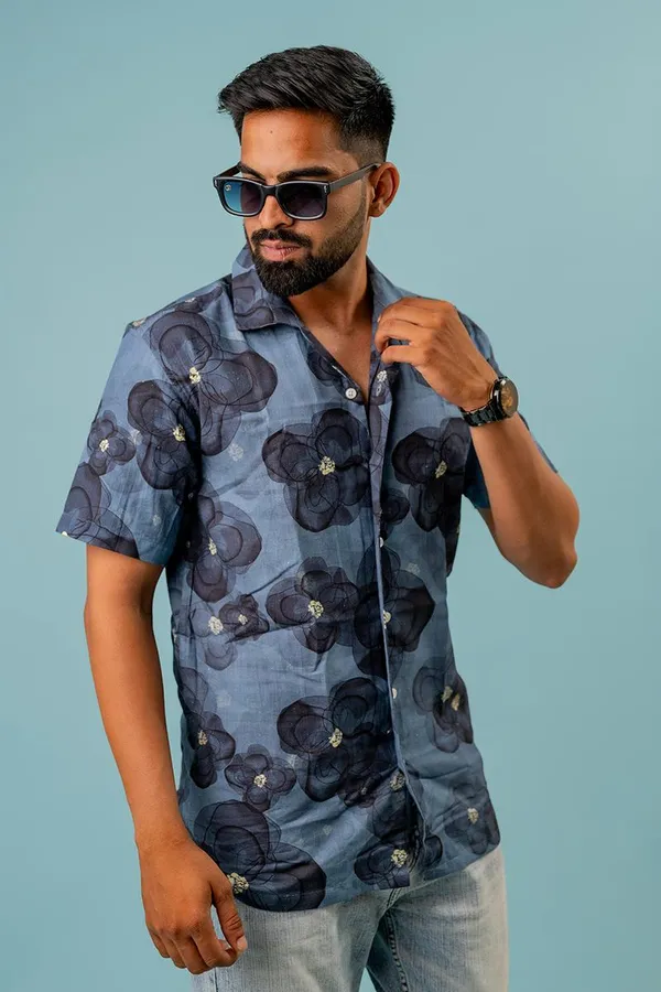 Blue_Floral_Print_Regular_Fit_Short_Sleeve_Casual_Shirt_For_Men