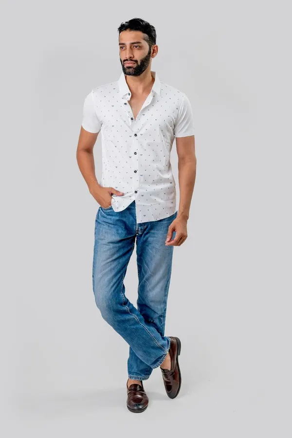 White_Printed_Regular_Fit_Short_Sleeve_Casual_Shirt_For_Men