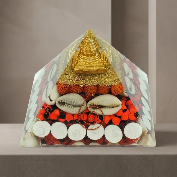 Orgone_Energy_Pyramid_with_Golden_Buddha_and_Crystal_Layers