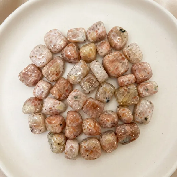 Natural_Sunstone_Tumbled_Beads_-_Smooth_Polished_Gemstone_Nuggets_for_Jewelry_Making