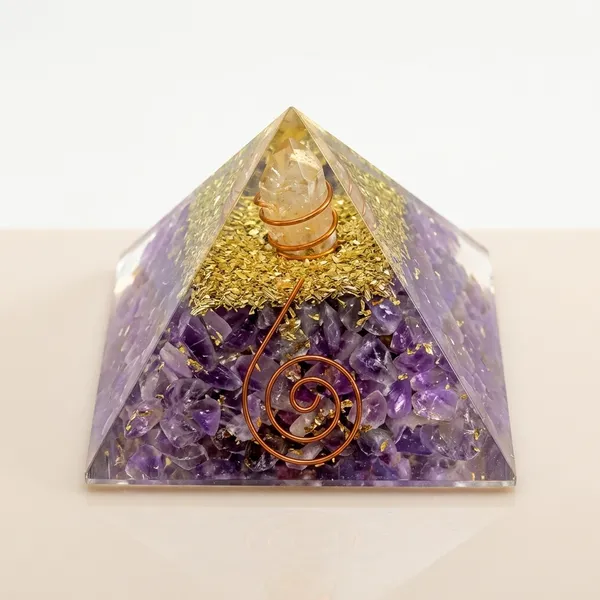 Orgone_Energy_Pyramid_with_Amethyst_Crystal