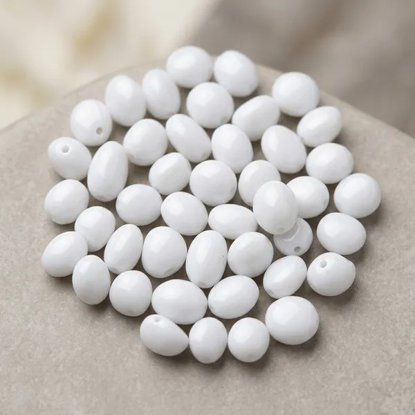 White_Round_Plastic_Beads_-_Craft_and_Jewelry_Making_Supply