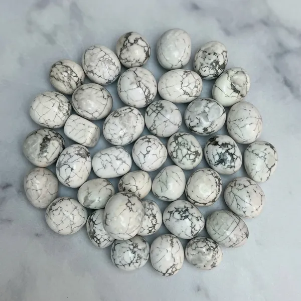 White_Howlite_Tumbled_Stones_-_Natural_Healing_Crystal_Set