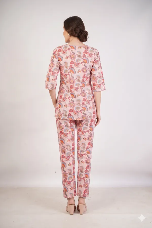 Pink_Floral_Print_Rayon_Cotton_Tunic_Night_Suit_For_Women